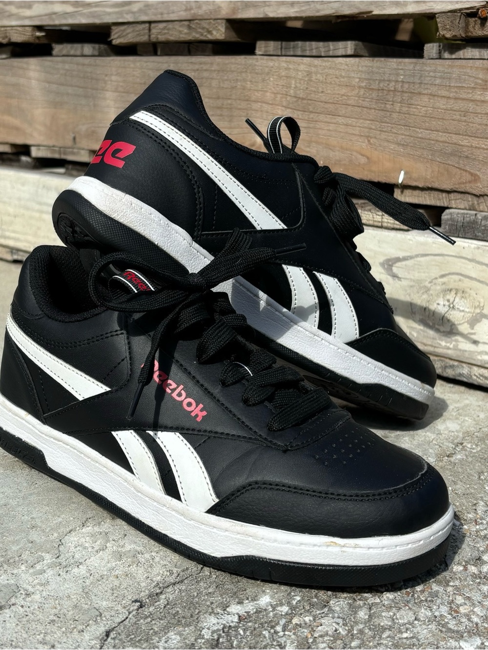 Heelys x Reebok CL Court Low Wheel Shoes Youth Size 7 / Women’s Size 8.5-9 EU 39